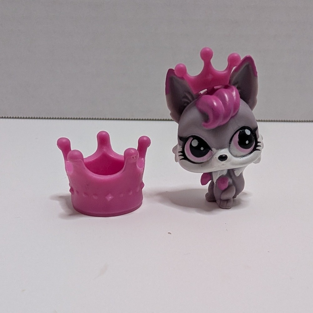 Littlest Pet Shop Mini‎ Fox Blind Bag Grey Pink Crown #3729 LPS Accessories
